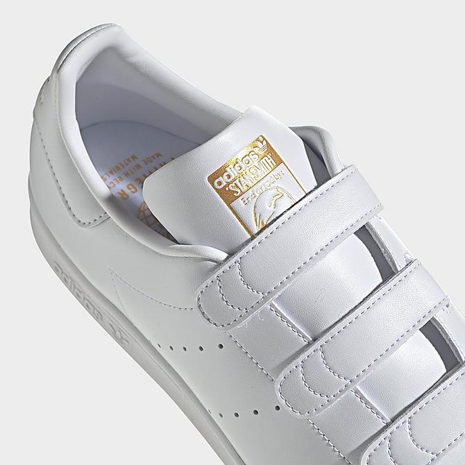 Front view of Men's adidas Originals Stan Smith Primegreen Casual Shoes in White/White/Gold Metallic Click to zoom