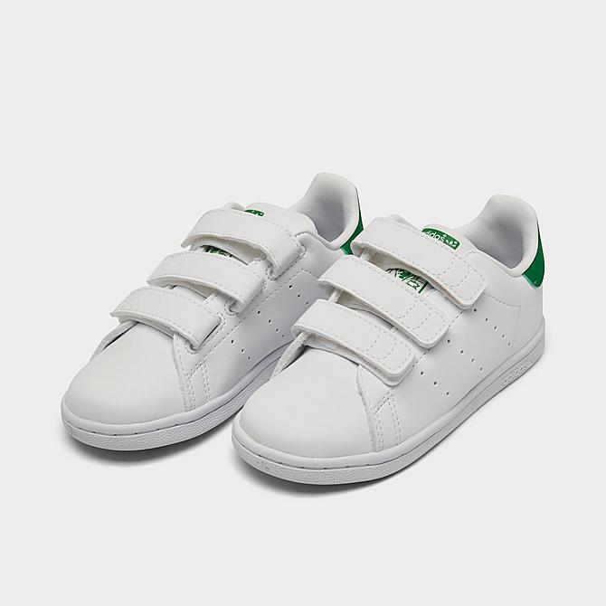 Three Quarter view of Kids' Toddler adidas Originals Stan Smith Hook-and-Loop Strap Casual Shoes in Cloud White/Cloud White/Green Click to zoom