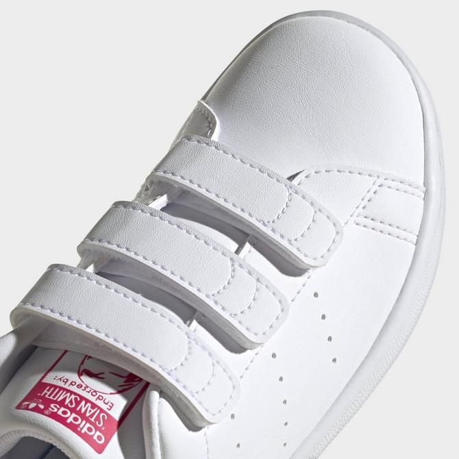 Front view of Little Kids' adidas Originals Stan Smith Hook-And-Loop Casual Shoes in Cloud White/Cloud White/Bold Pink Click to zoom