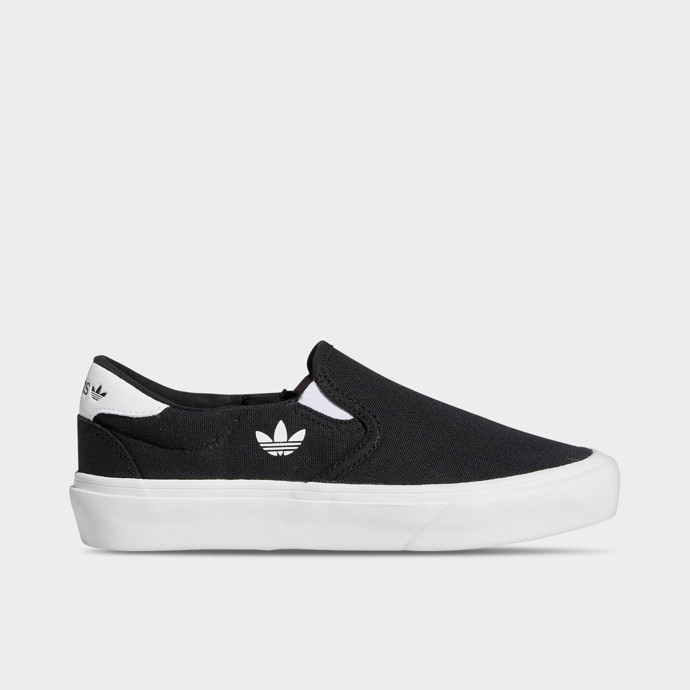 adidas classic court