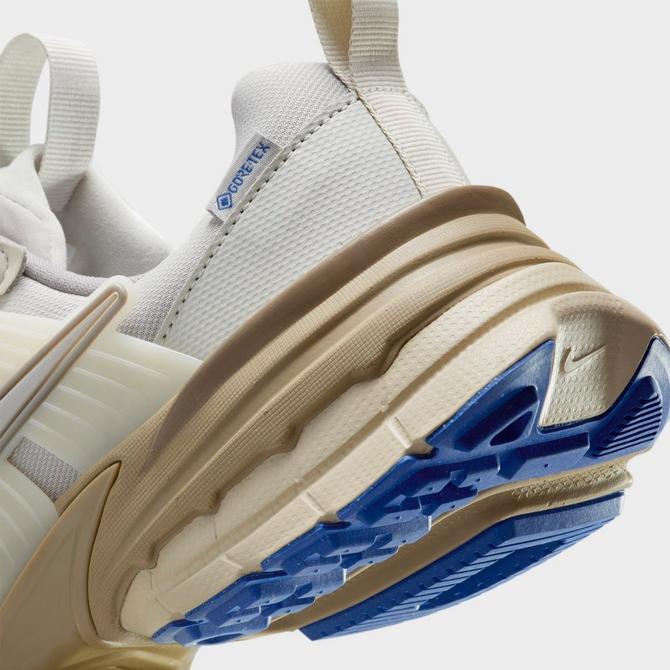 レビュー高評価の商品 Women's Nike Shoes Casual Waterproof GORE-TEX Run V2K 靴