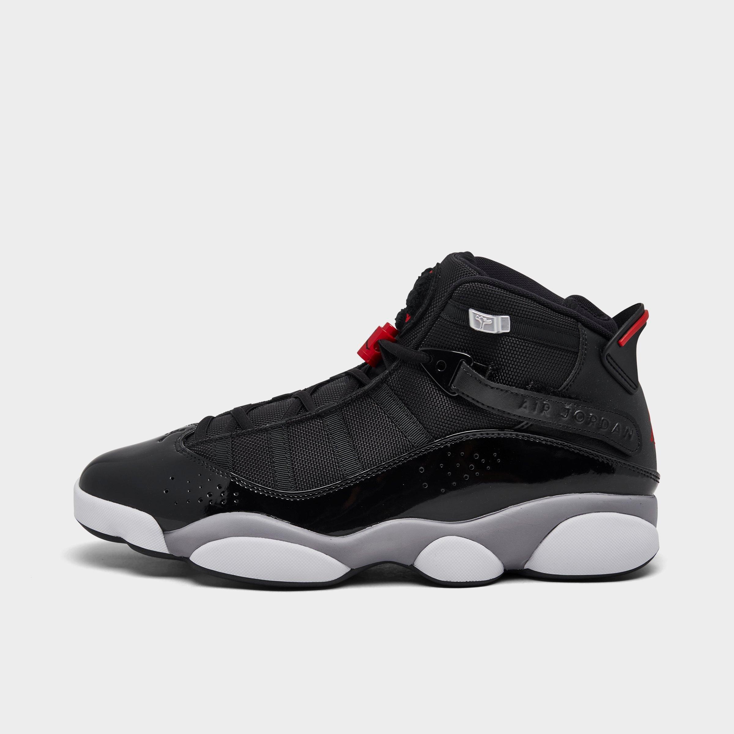 6 rings shoe store