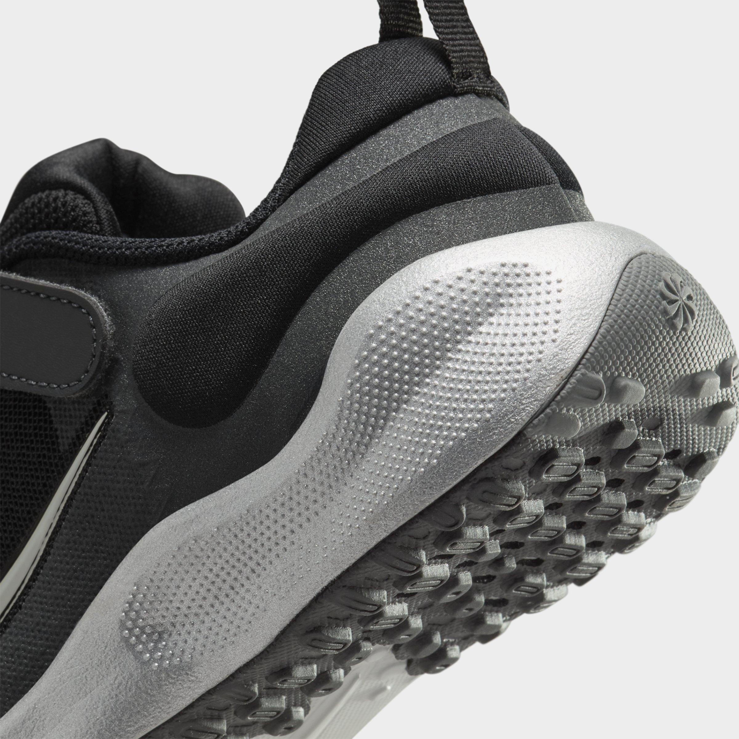 Nike revolution 3 little kid black white gray sale