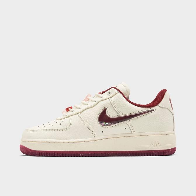 Women s Nike Air Force 1 07 SE Premium Casual Shoes Finish Line