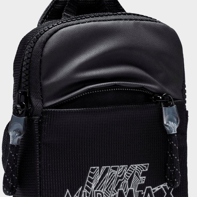 Nike Sportswear Essential Crossbody Bag 1L