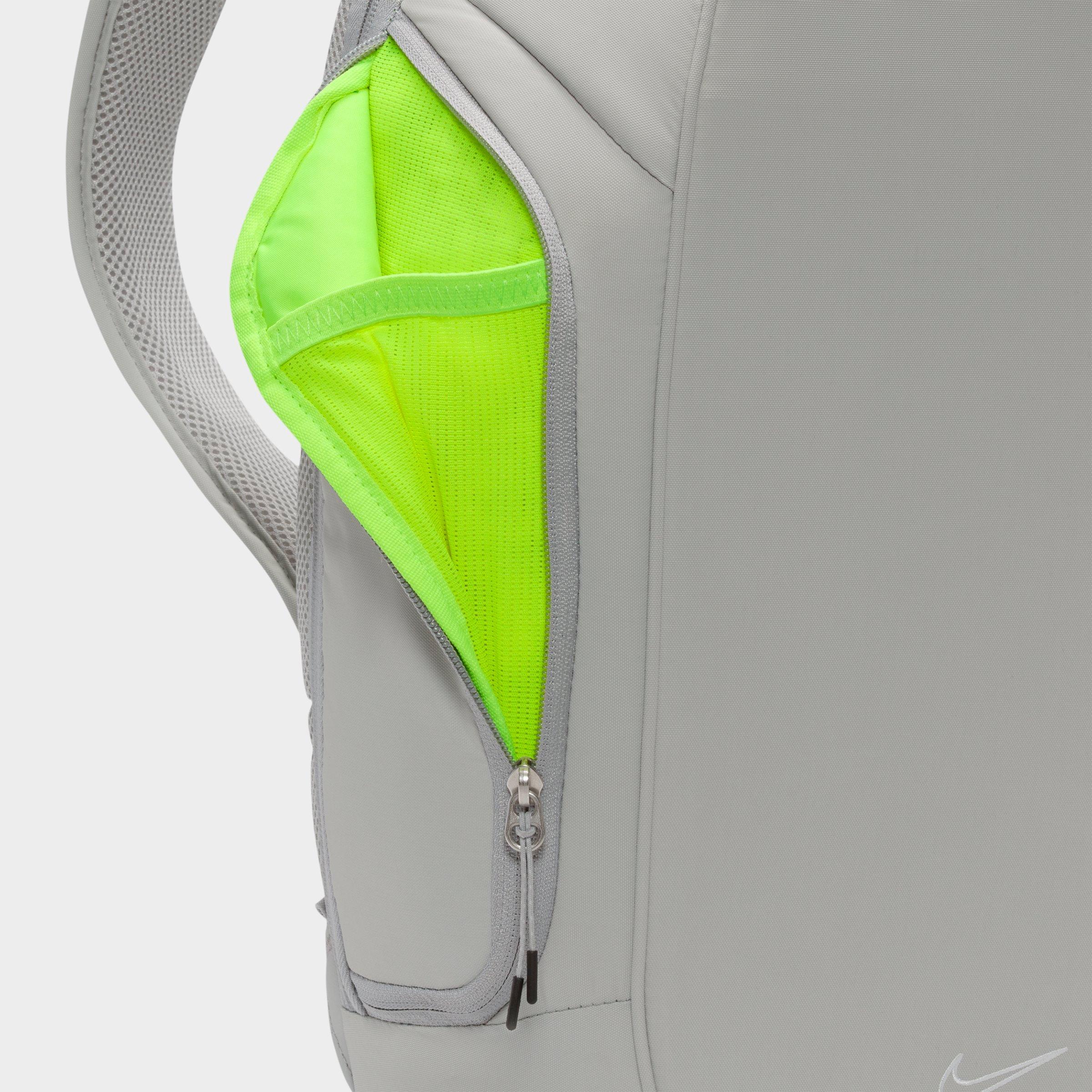 nike alpha adapt rise backpack india Nike Alpha Adapt Rev School Backpack 'Laptop/Training' (Size 28L)  "Black/White"