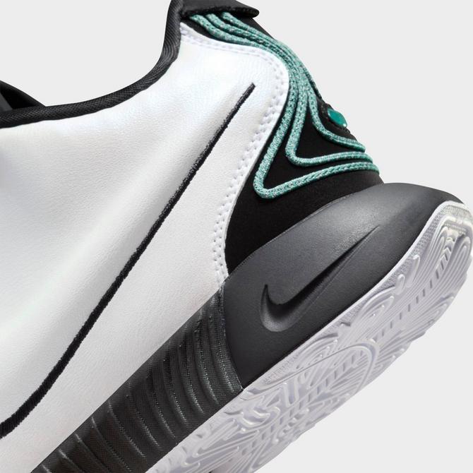 Big Kids' Nike LeBron 21 Basketball Shoes