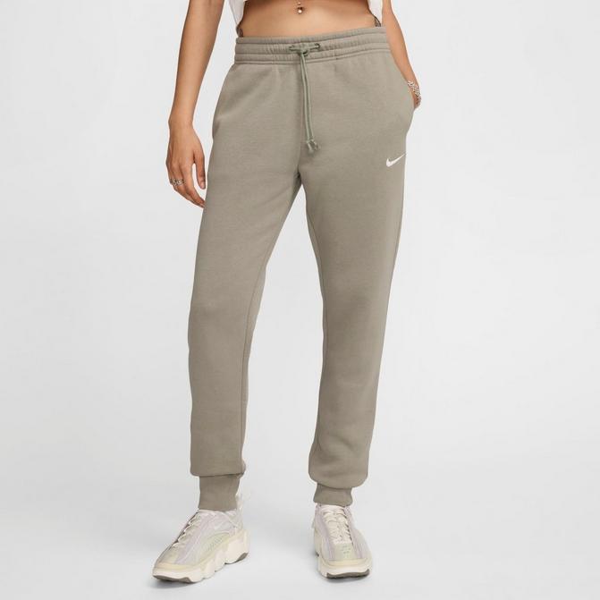 Nike joggers finish line clearance