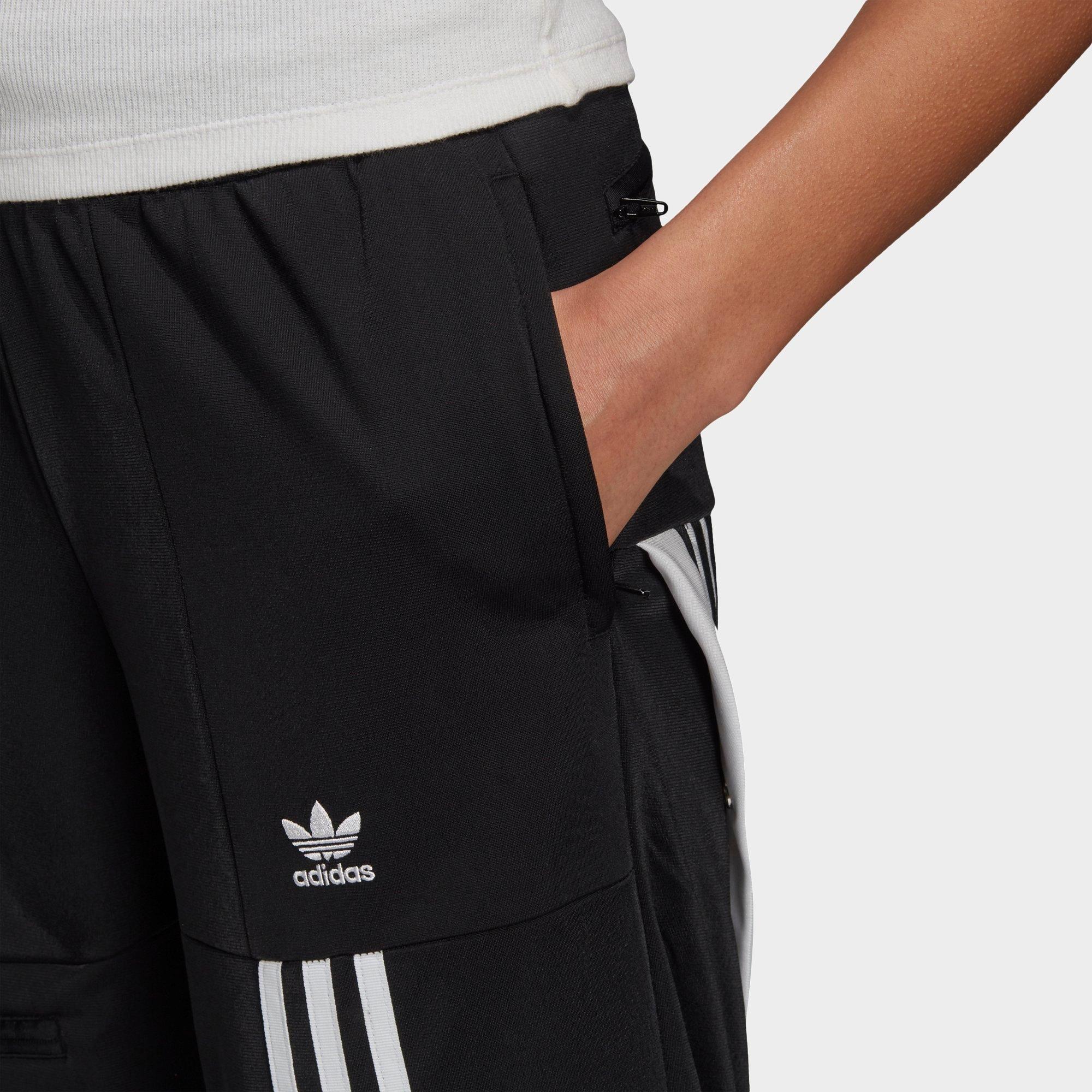 converse training pants