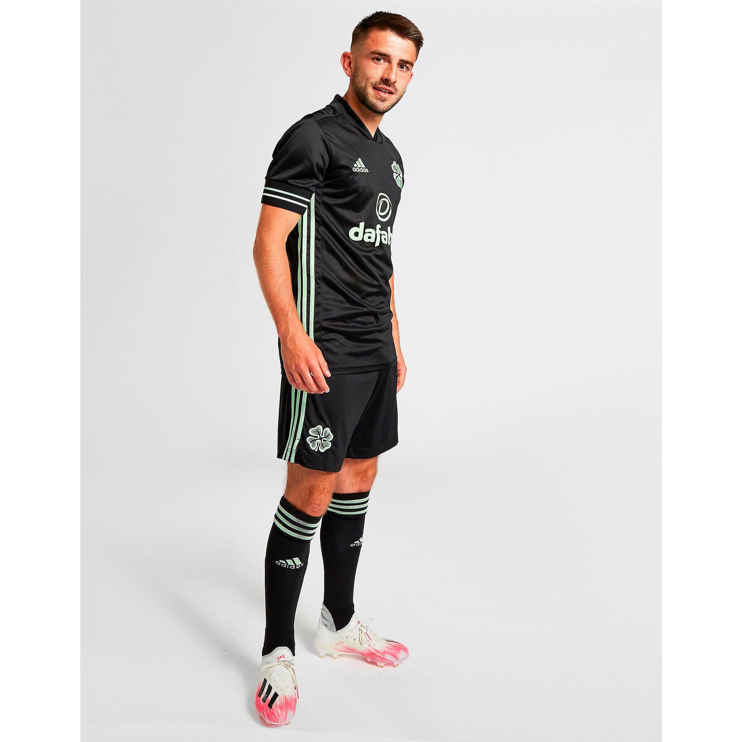 celtic pre match shirt