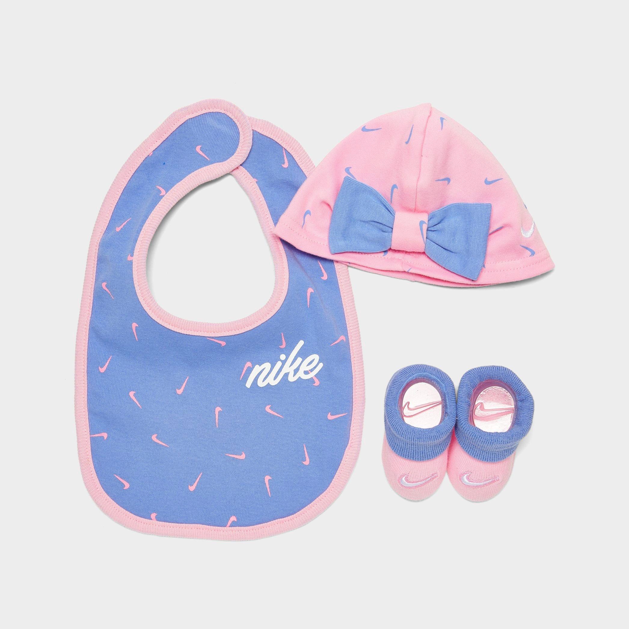 baby nike booties and hat