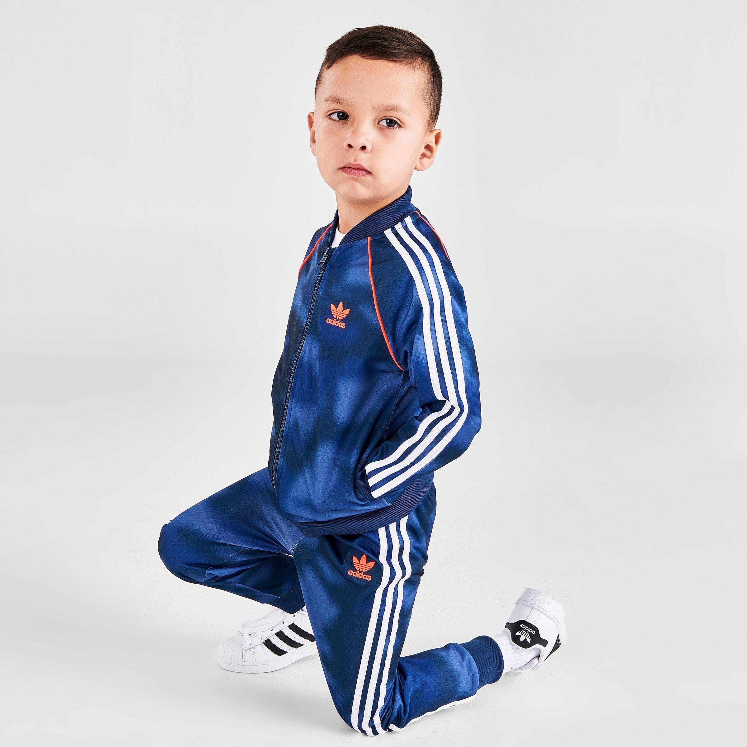 finish line adidas tracksuit