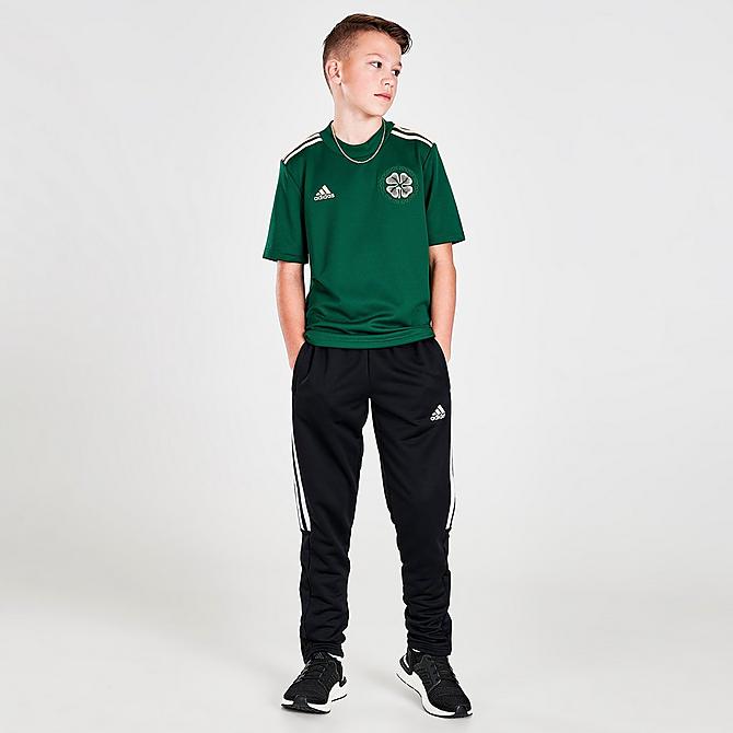 Front Three Quarter view of Kids' adidas Celtic FC 21-22 Away Soccer Jersey in Team Dark Green Click to zoom