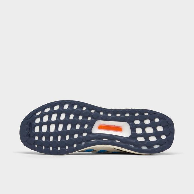 Conmemorativo Subproducto natural Men's adidas UltraBOOST 5.0 DNA Running Shoes| Finish Line