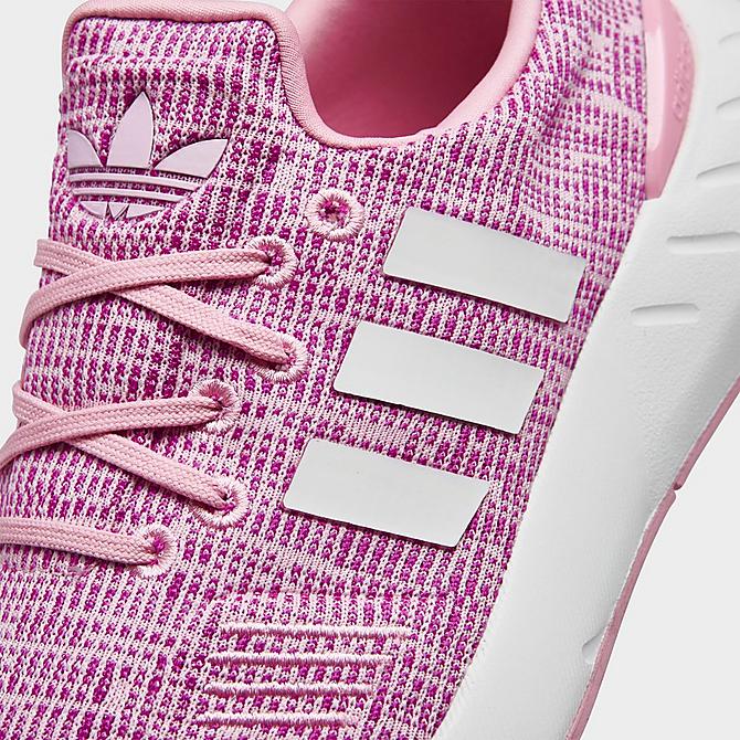 Front view of Girls' Big Kids' adidas Originals Swift Run 22 Casual Shoes in Pink/White Click to zoom
