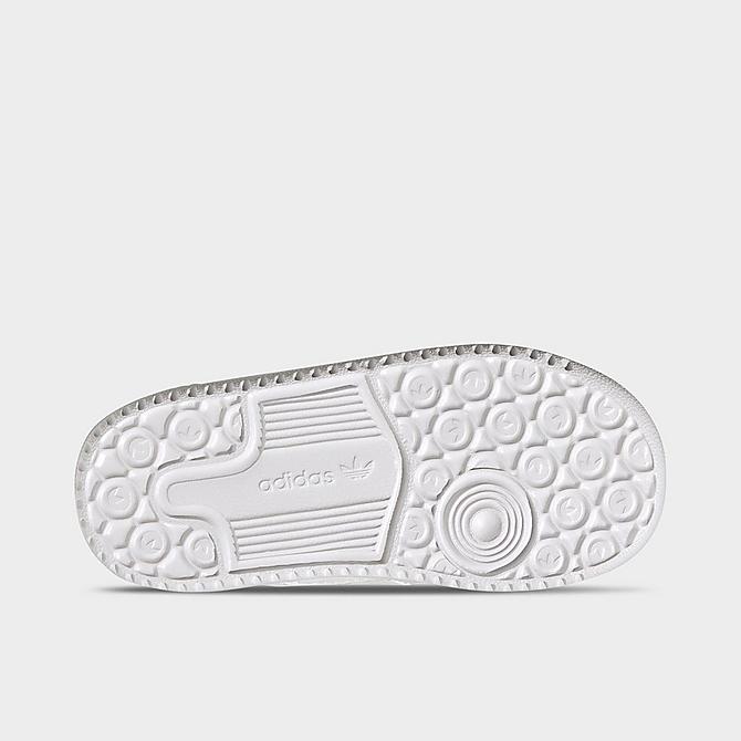 Bottom view of Kids' Toddler adidas Originals Forum Low Stretch Lace Recycled Casual Shoes in Cloud White/Cloud White/Core Black Click to zoom