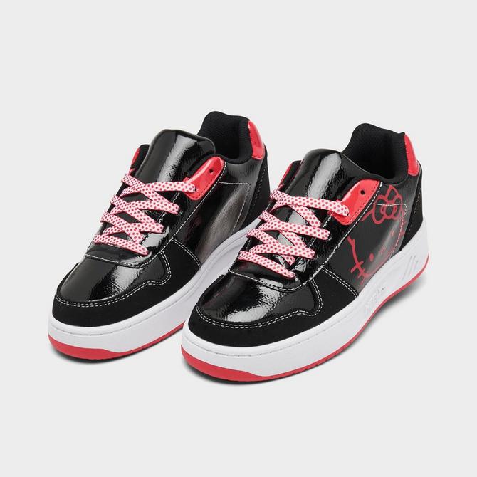 Three Quarter view of Girls' Big Kids' Heelys x Hello Kitty Kama Casual Shoes in Black/Red Click to zoom