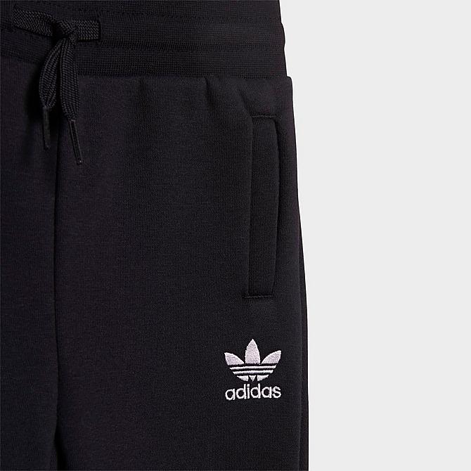 On Model 6 view of Infant and Kids' Toddler adidas Originals Adicolor Crewneck Sweatshirt and Jogger Pants Set in Black Click to zoom