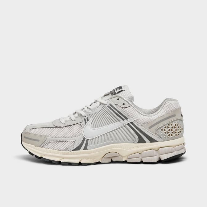 Nike zoom store vomero mens