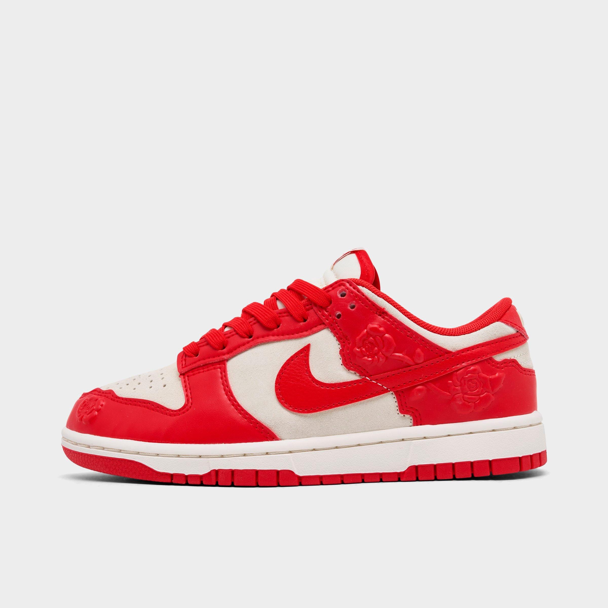Women's Nike Dunk Low LE Casual Shoes