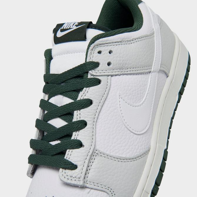 Nike Dunk Low Retro SE Casual Shoes (Men's Sizing)