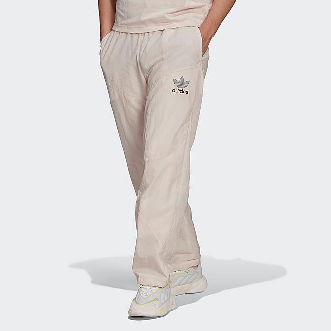 Front view of Men's adidas Originals 4D Cush Pants in Wonder White Click to zoom
