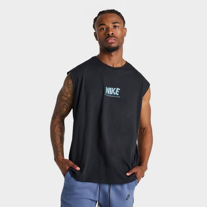 [angle] view of Men's Nike Victory Fitness Tank in Black Click to zoom