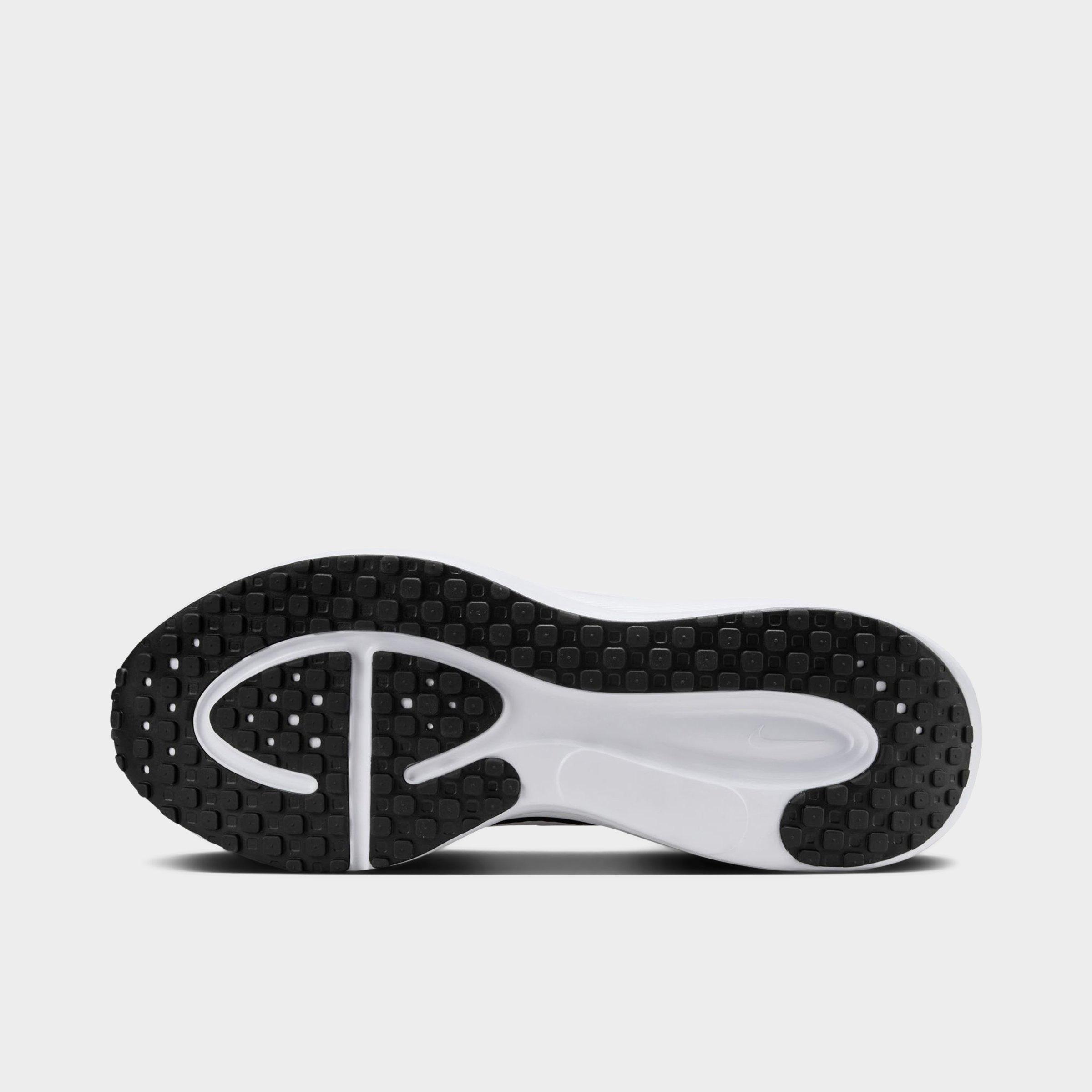 Men's Nike Revolution 8 Running Shoes | Finish Line