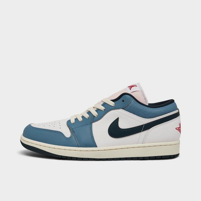 Air Jordan Retro 1 Low SE Casual Shoes