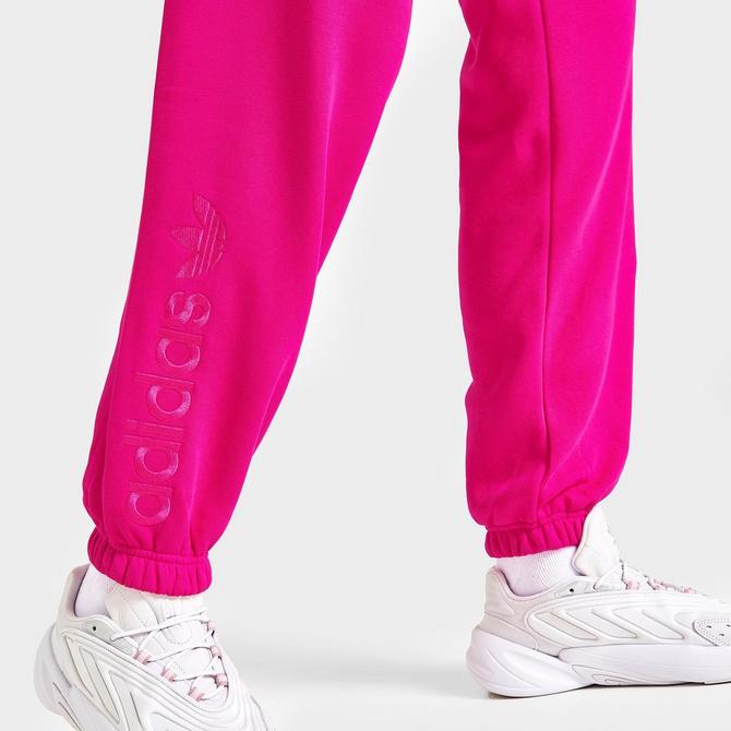 Aflojar Pack para poner la nieve Women's adidas Originals Linear Jogger Pants| Finish Line
