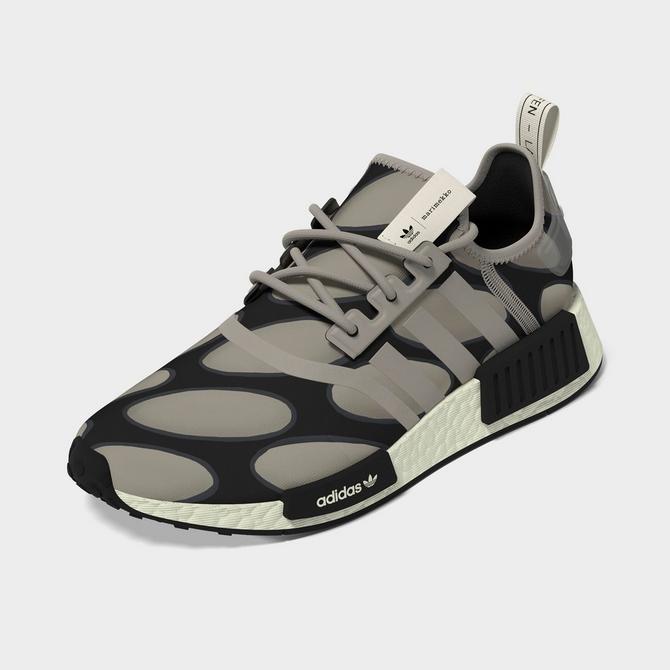 Women's Adidas NMD_R1 Shoes - Black - US 6