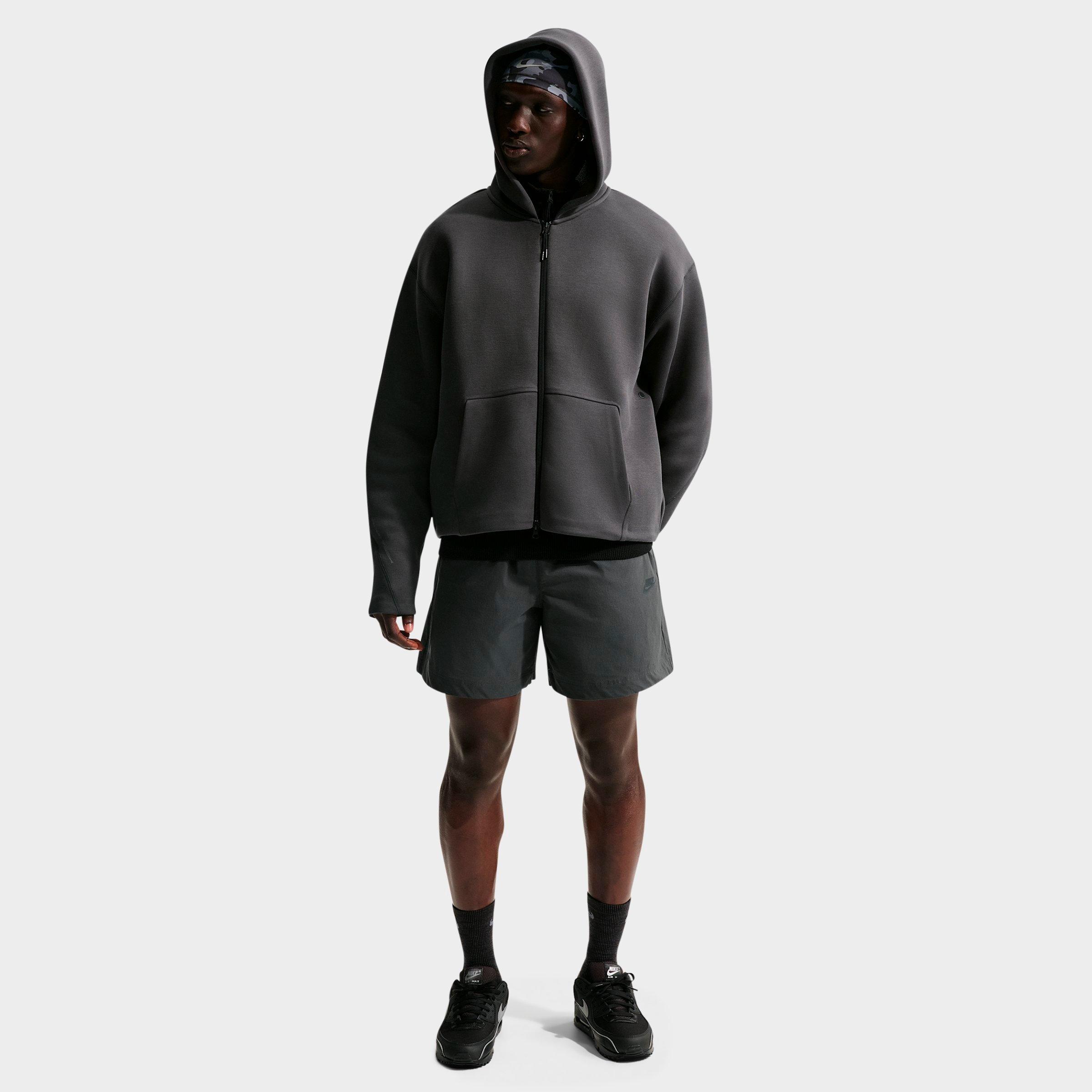 Men's Nike Tech 6