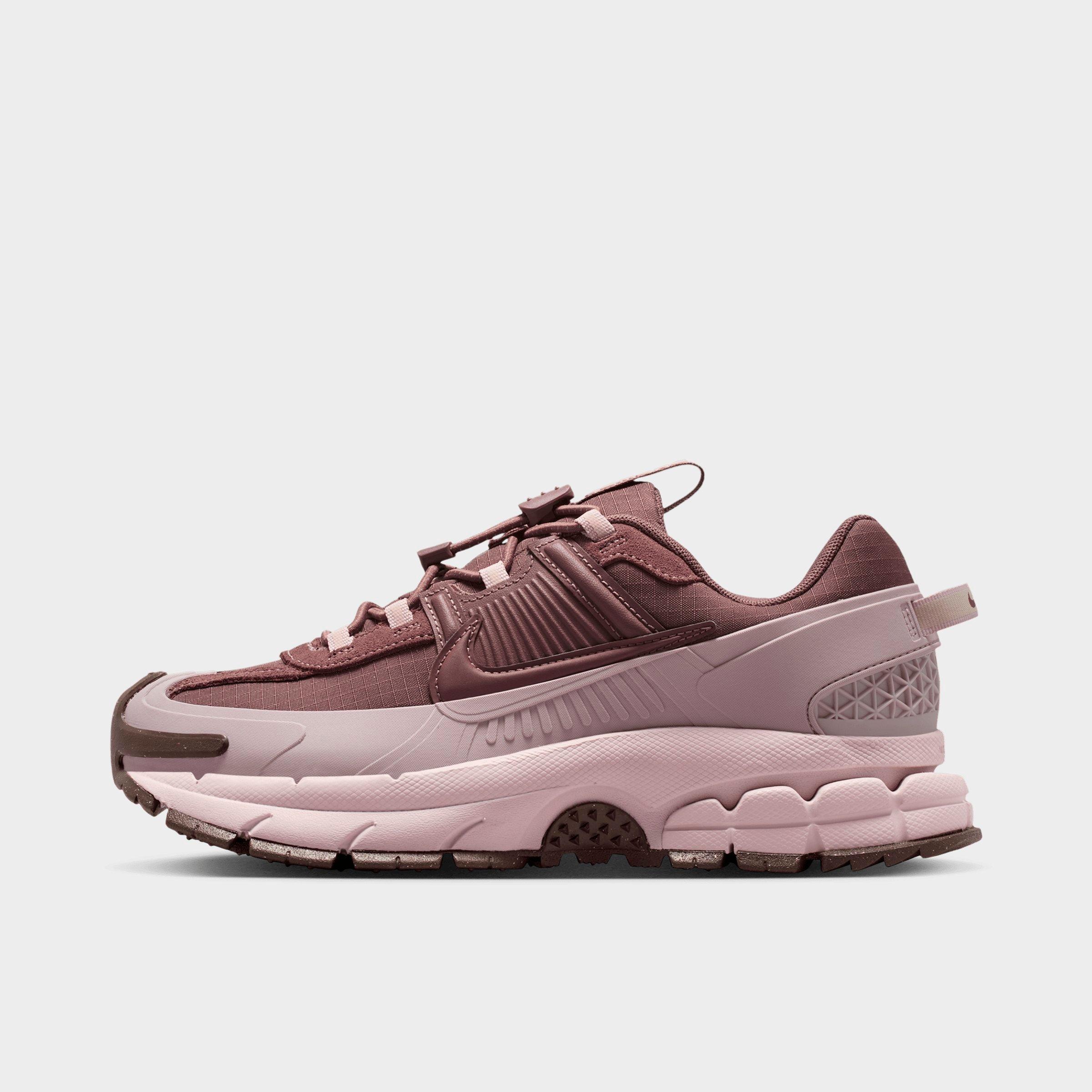 Women's Nike Zoom Vomero Roam Winterized Casual Shoes | Finish Line