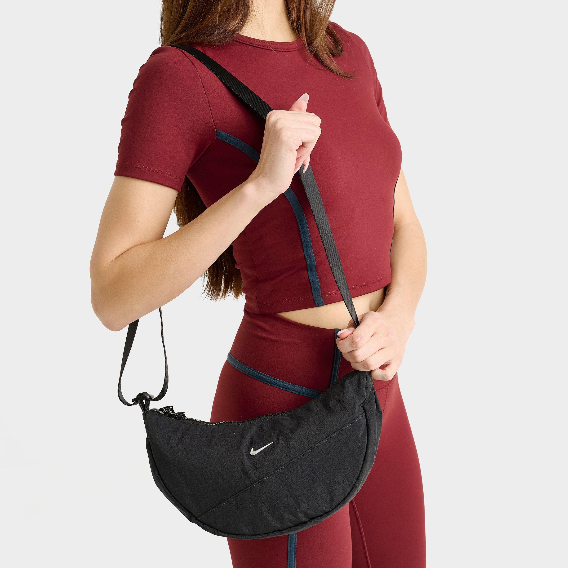 フィットネスバッグ Nike Aura Crescent Crossbody Bag 4L セール】ナイキ オーラ クレセント クロスボディバッグ (4L