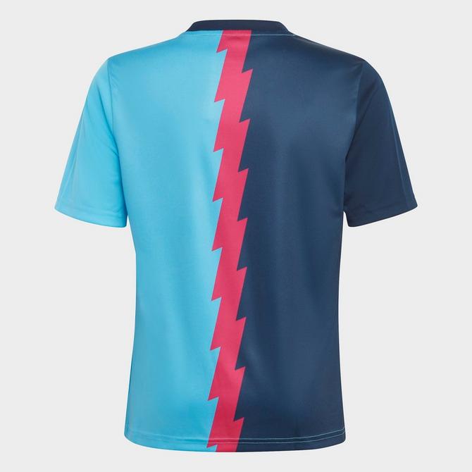 Arsenal shirts and clothing are up to 50% off in Adidas sale