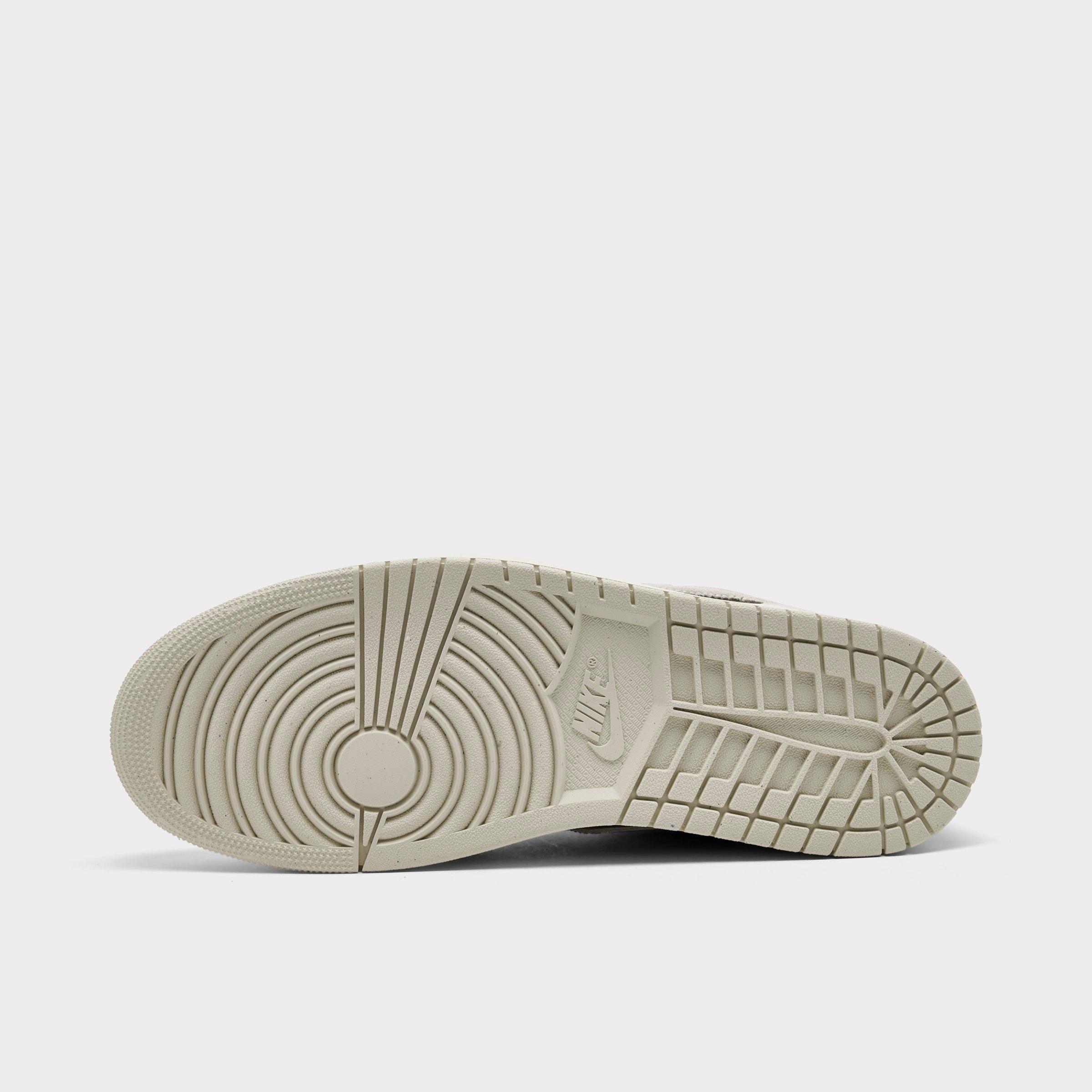 Men's Air Jordan Retro 1 Low SE Casual Shoes