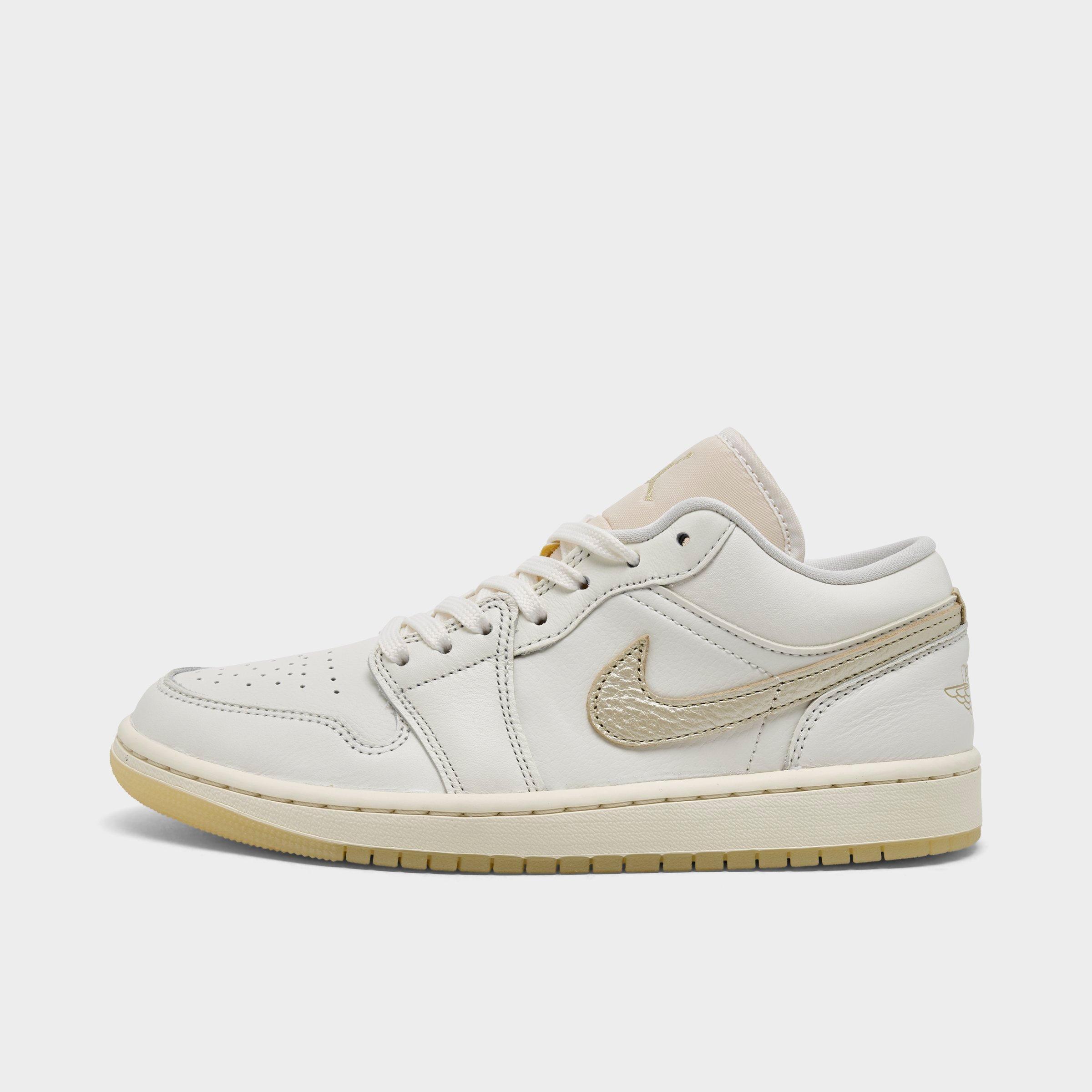 Women's Air Jordan 1 Low SE Casual Shoes | Finish Line