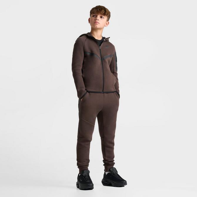 Nike olive green jogging suit best sale