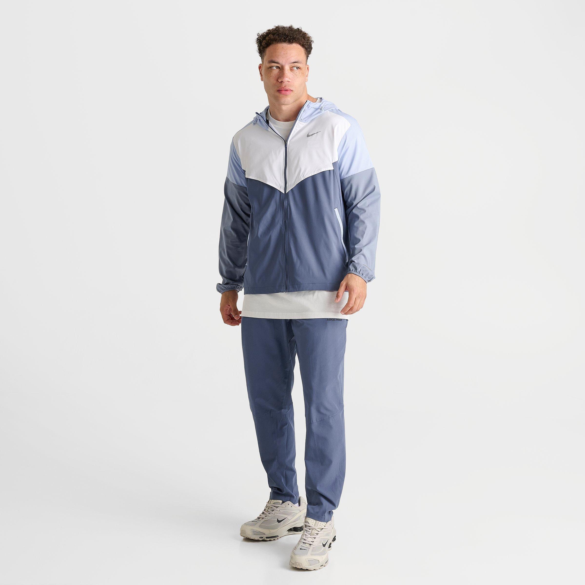 Men's Nike Impossibly Light Windrunner Running Jacket | Finish Line