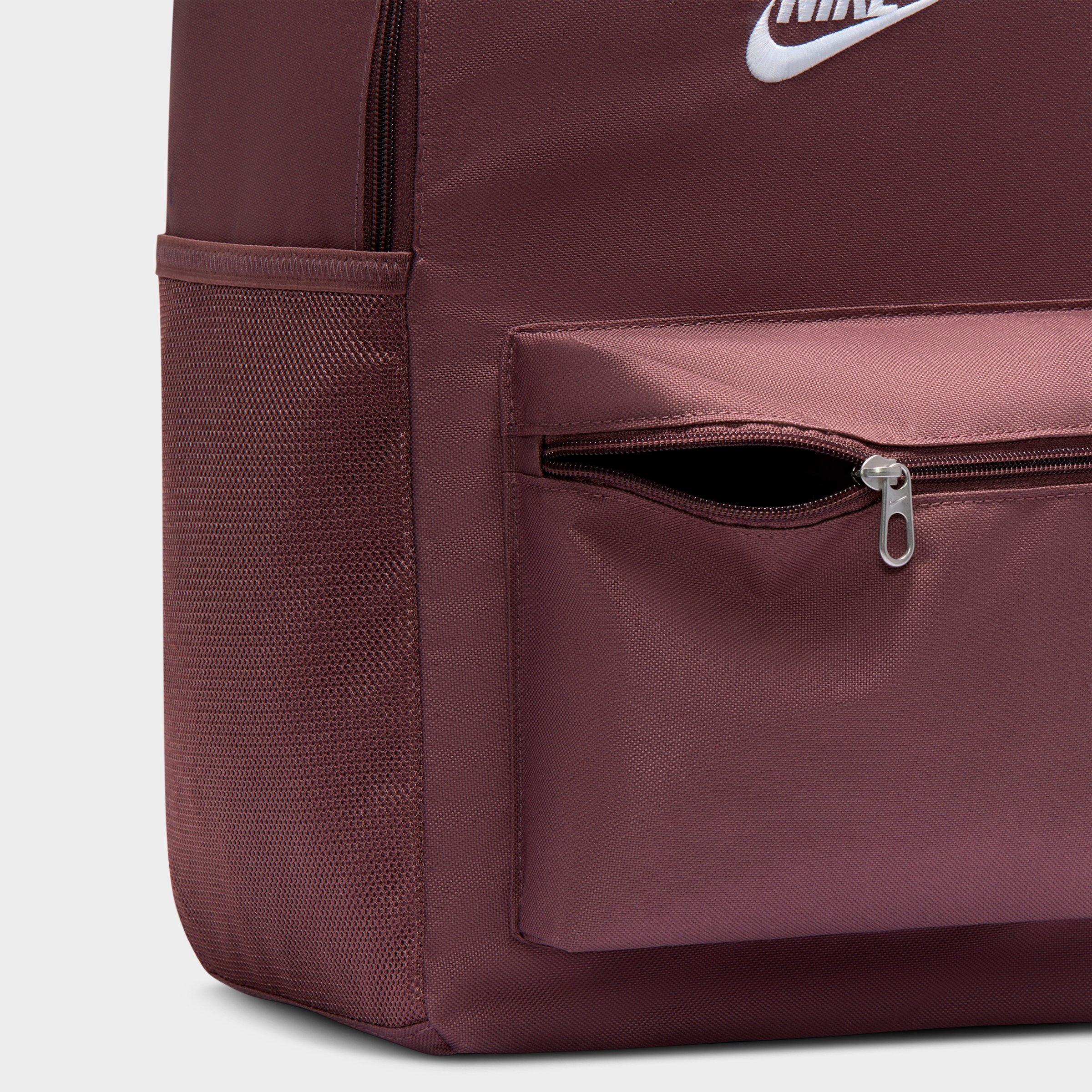 nike backpack bags philippines Brasilia Mini – JD Sports Colour:Grey club: Manhattan SC Training 2025-2026 Nike hoops elite backpack