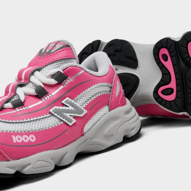 Front view of Girls' Little Kids' New Balance 1000 Casual Shoes in Dragon Berry/White Click to zoom