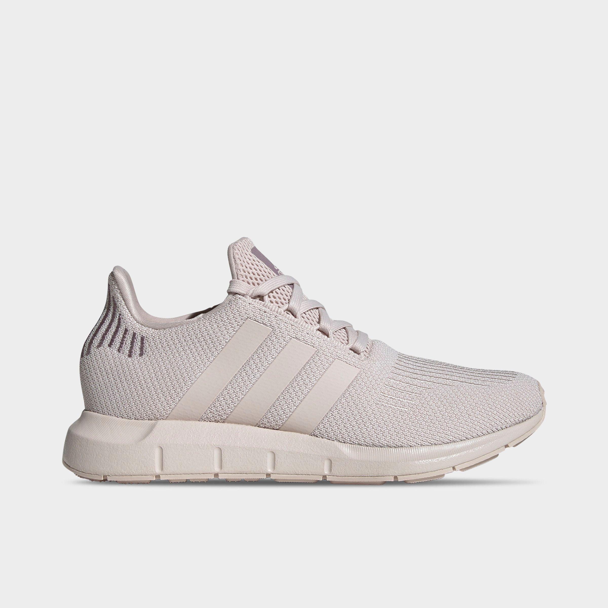 精悍!! Adidas ☆WOMEN'S ORIGINALS SWIFT RUN Amazon.com | adidas Women's Swift Run Shoes, White/White