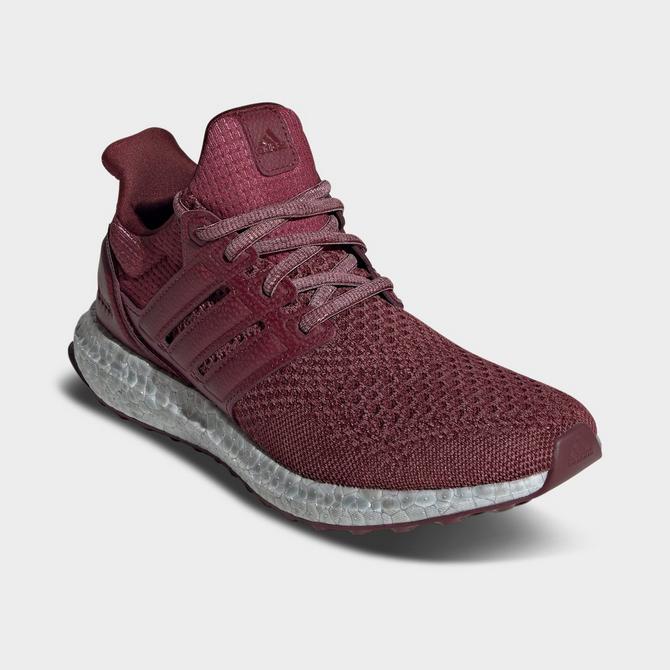 Adidas boost outlet women red