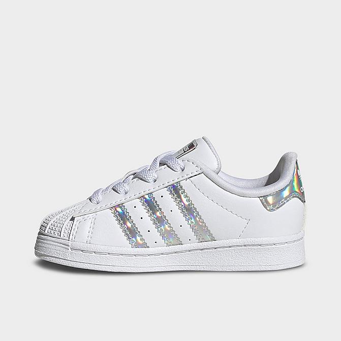 Right view of Kids' Toddler adidas Originals Superstar Casual Shoes in White/Silver Dawn Click to zoom