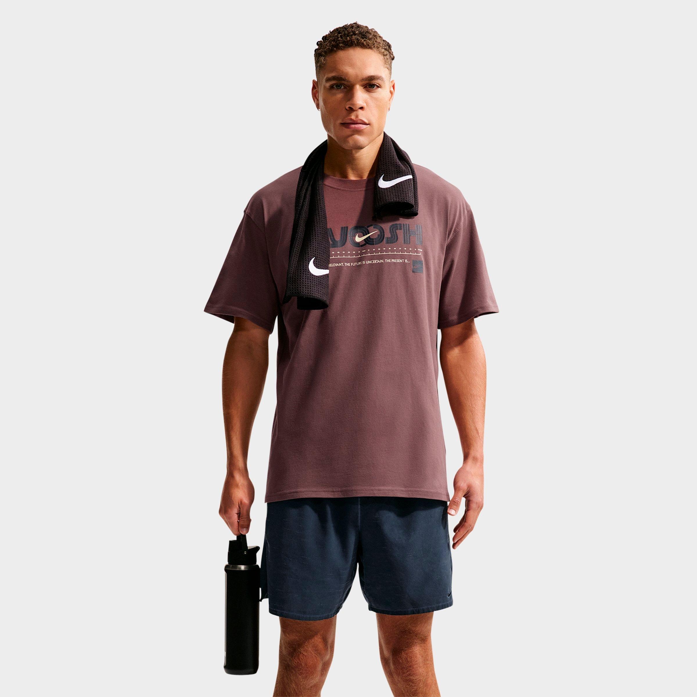 Men's Nike Train Infinity Training T-Shirt | Finish Line