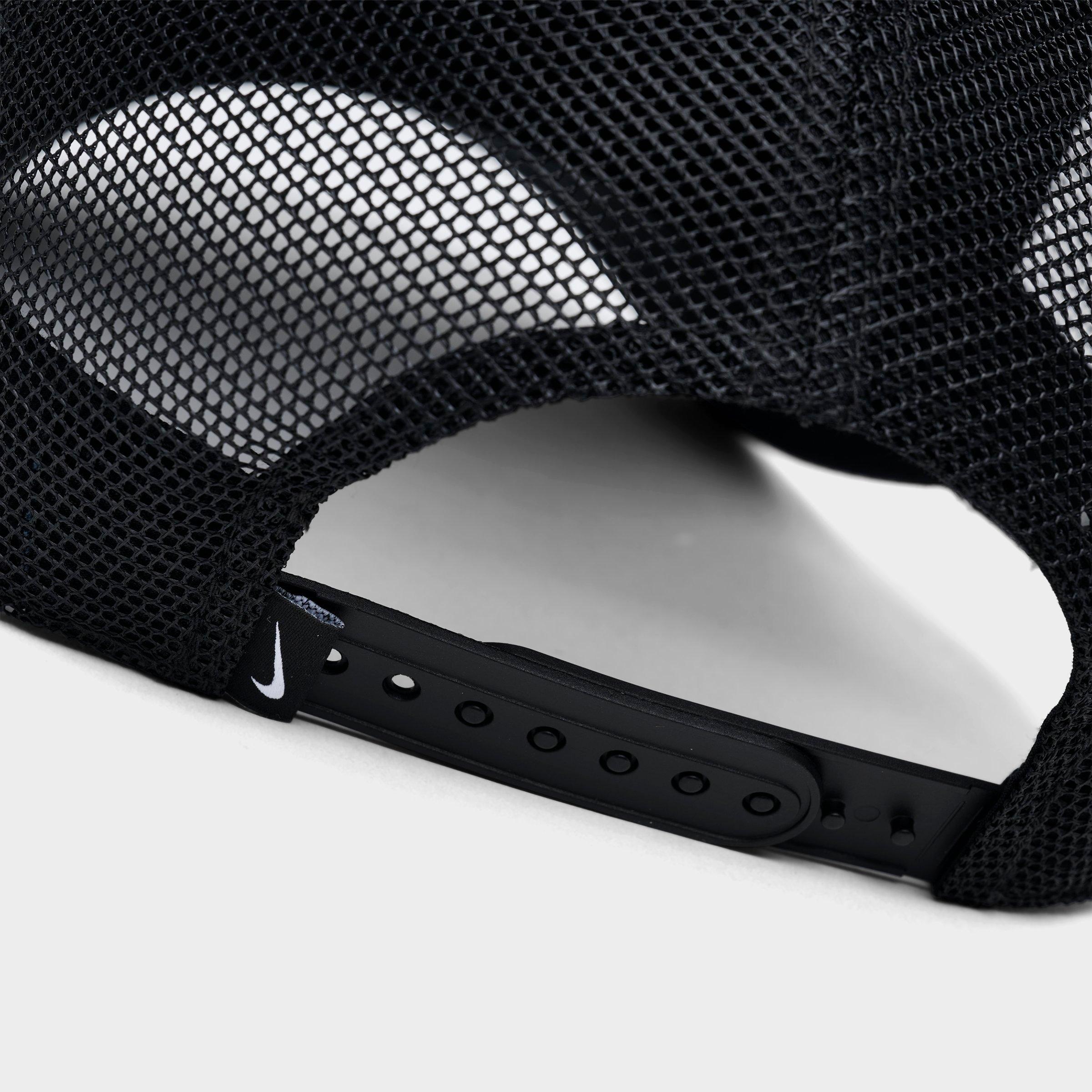 Nike Club Trucker Hat