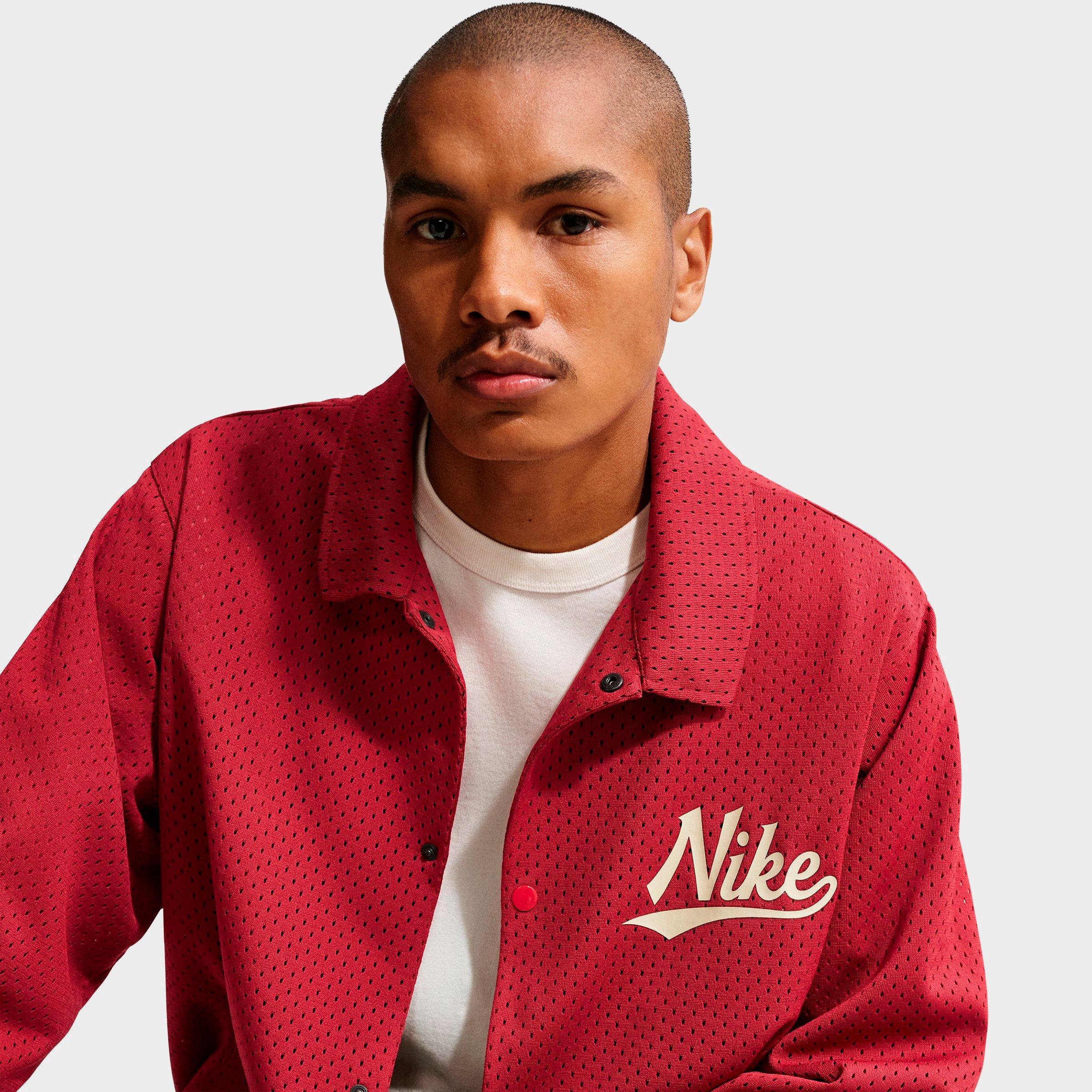 Men's Nike Sportswear Club Coaches Jacket | Finish Line