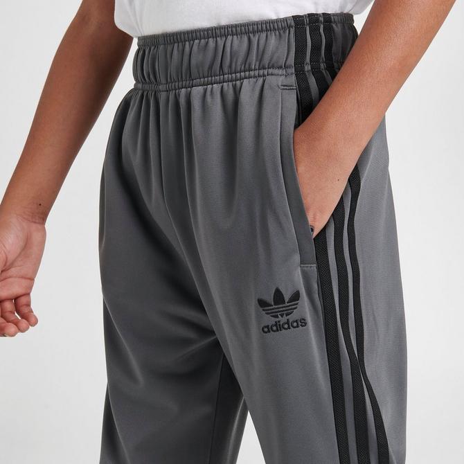 Youth on sale adidas pants