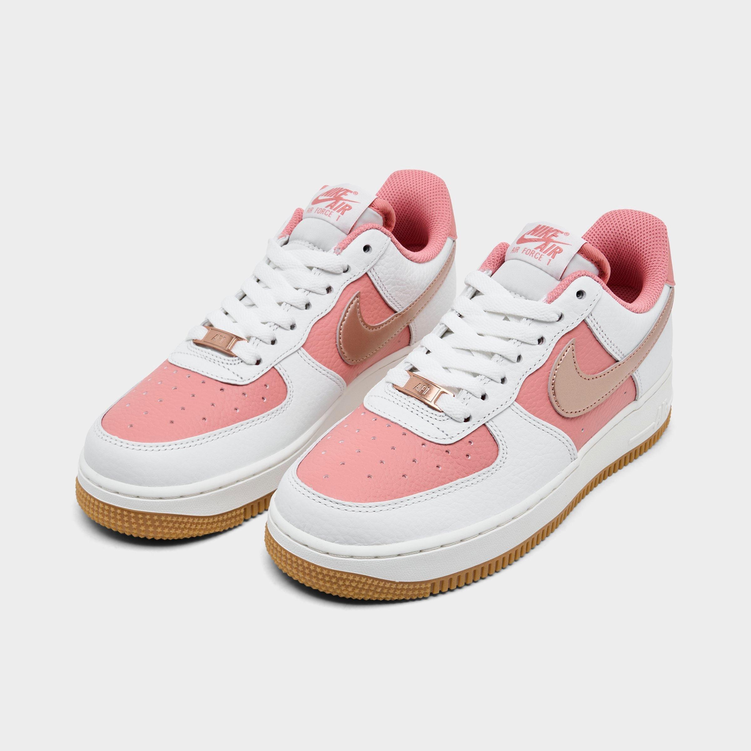 Women’s Nike Air Force 1 ’07 SE Casual Shoes