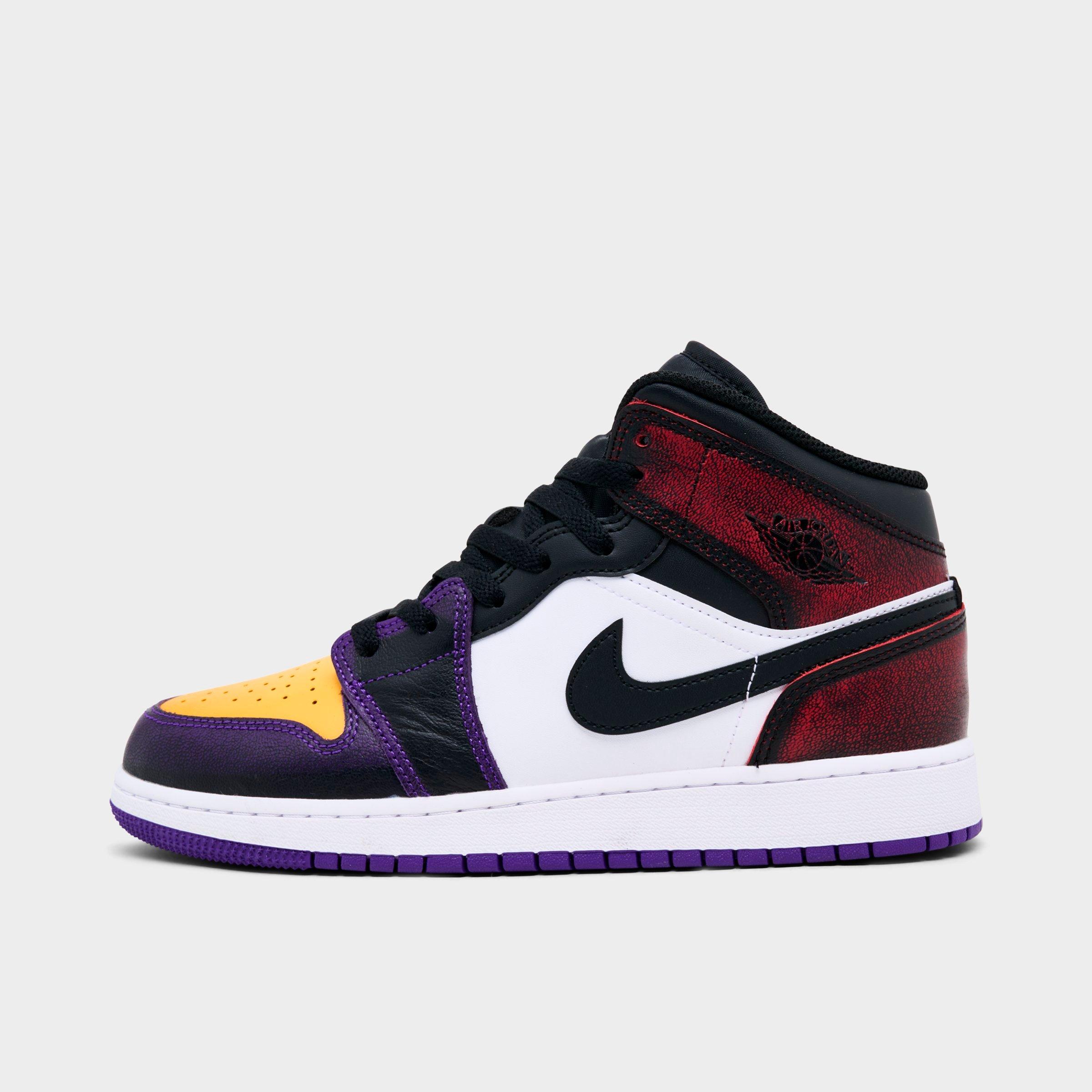 Big Kids' Air Jordan Retro 1 Mid SE Casual Shoes | Finish Line